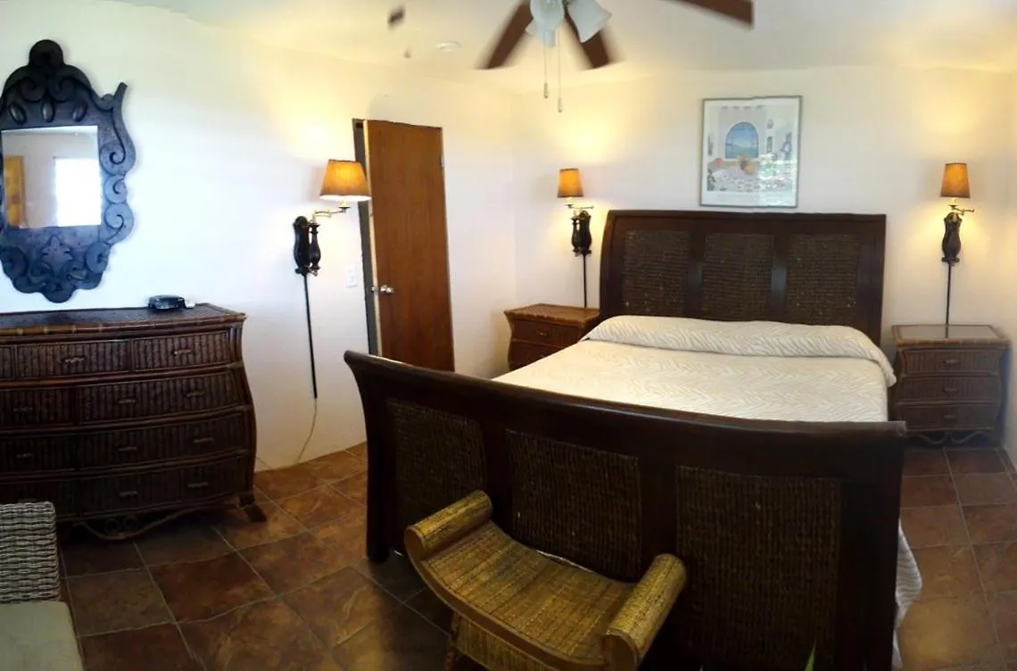 ***  Отель Hacienda Tamarindo Вьекес Пуэрто-Рико