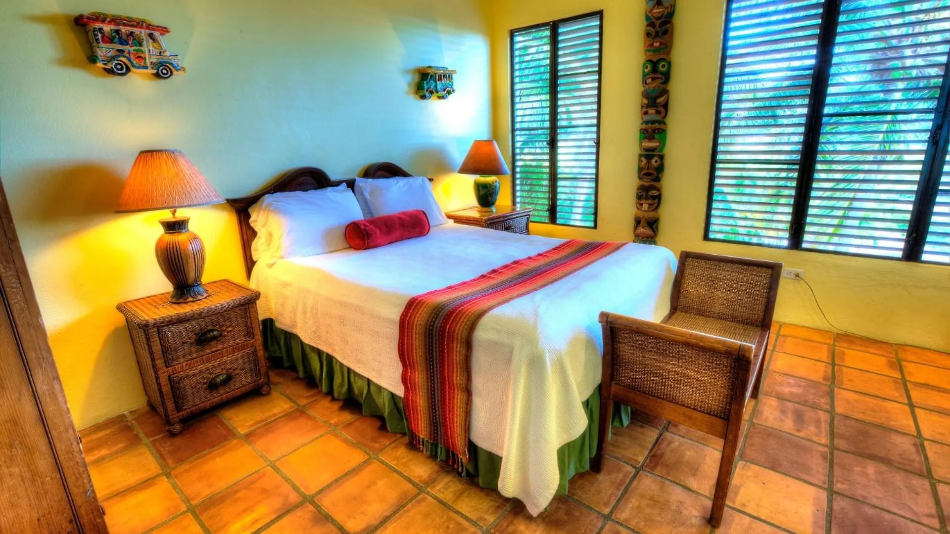Отель Hacienda Tamarindo Вьекес