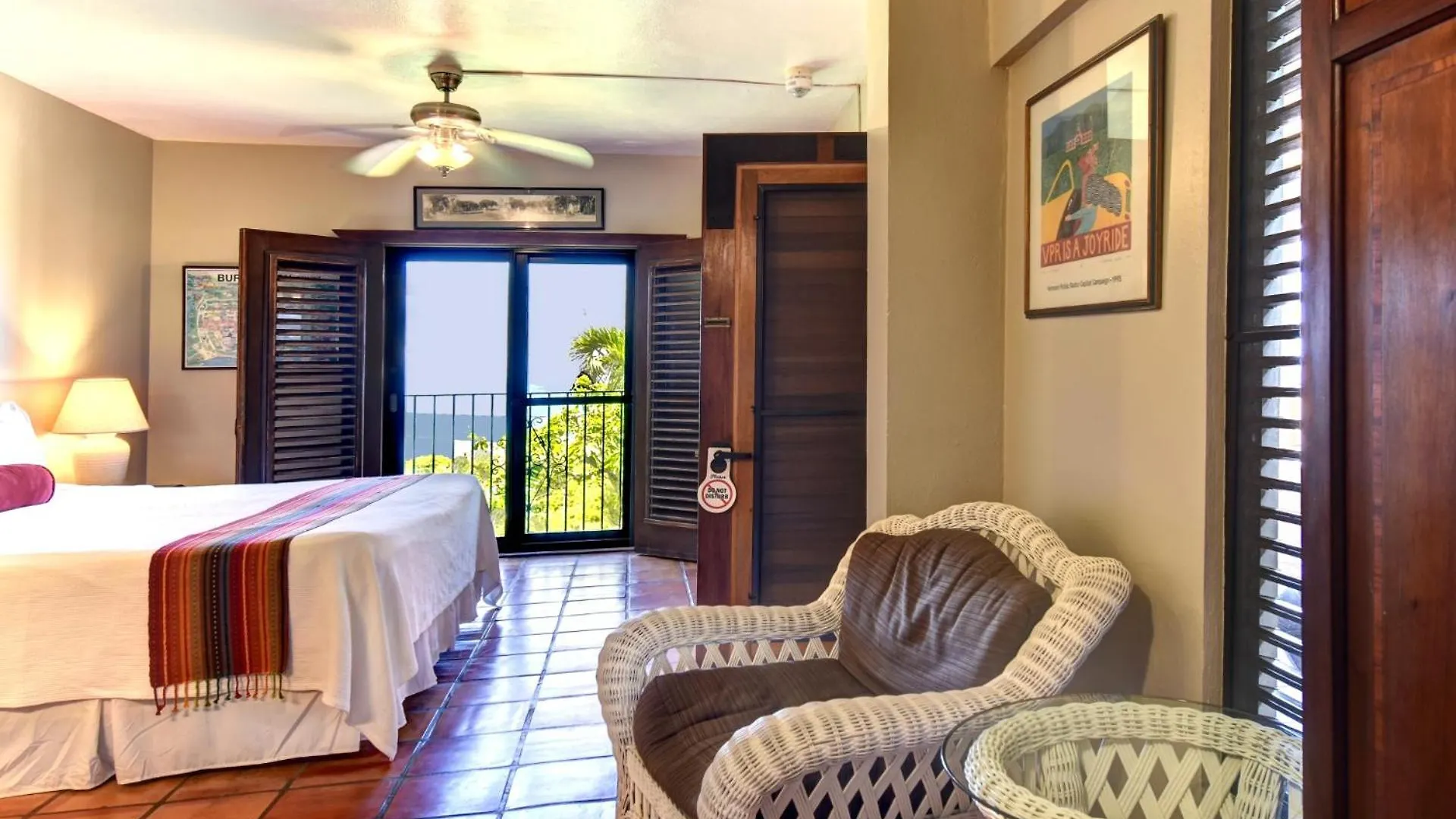 Отель Hacienda Tamarindo Вьекес