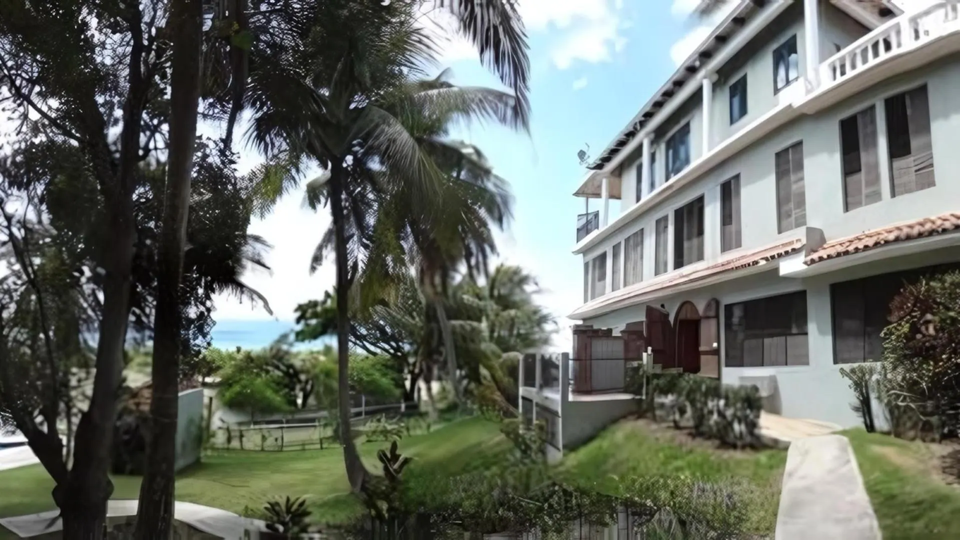 Отель Hacienda Tamarindo Вьекес