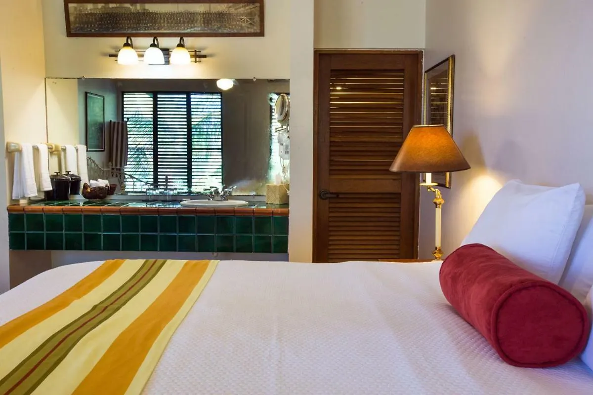 Hotel Hacienda Tamarindo Vieques